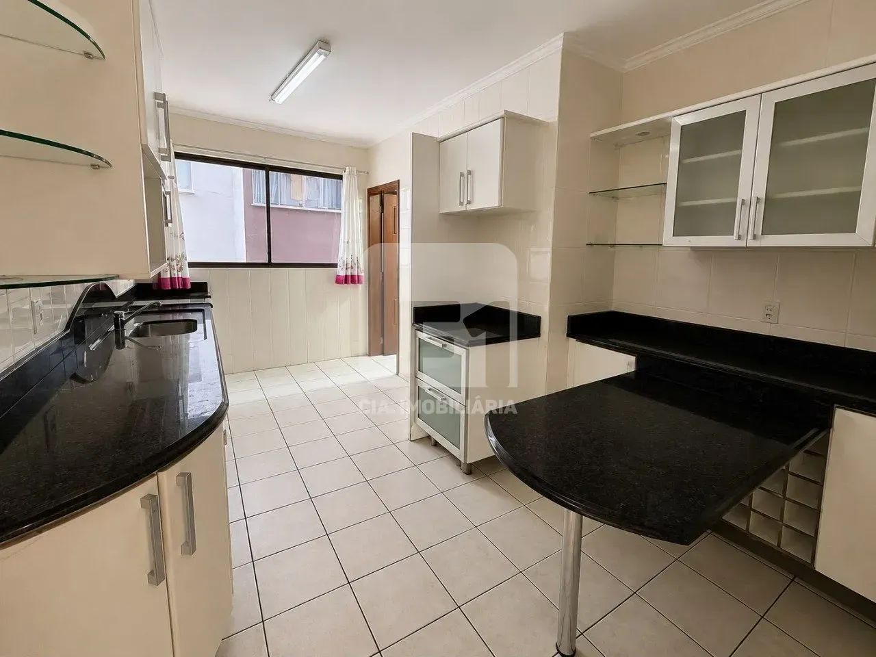 Apartamento de 3 dormitórios próximo à Beira Mar - Foto 5