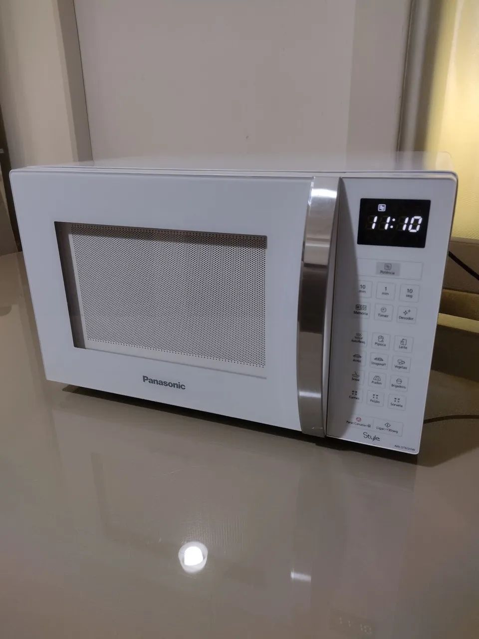 Microondas Panasonic style 32 litros, funcionando perfeitamente 