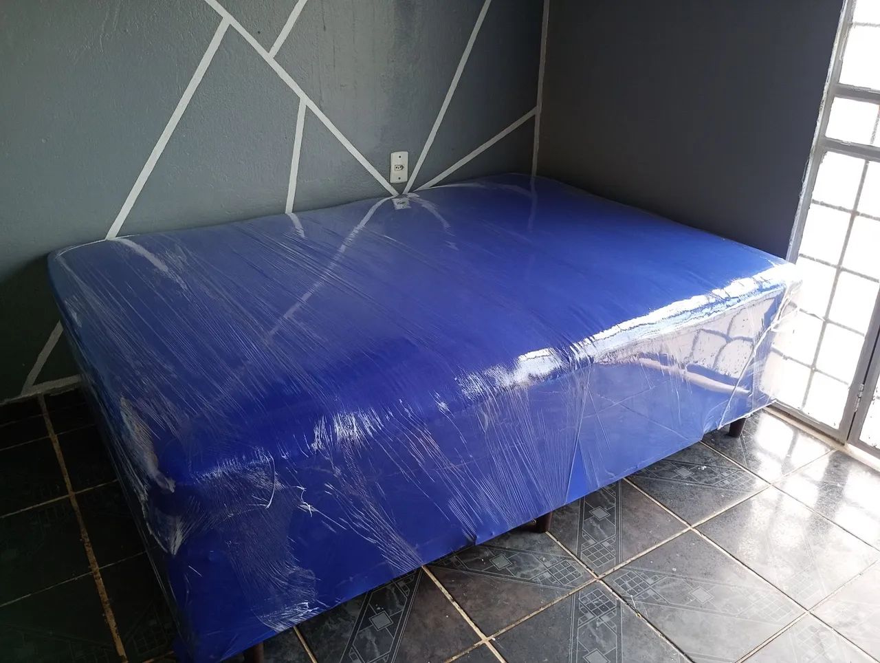 Cama Box Casal De Molas Bem Confortavel  - Foto 4