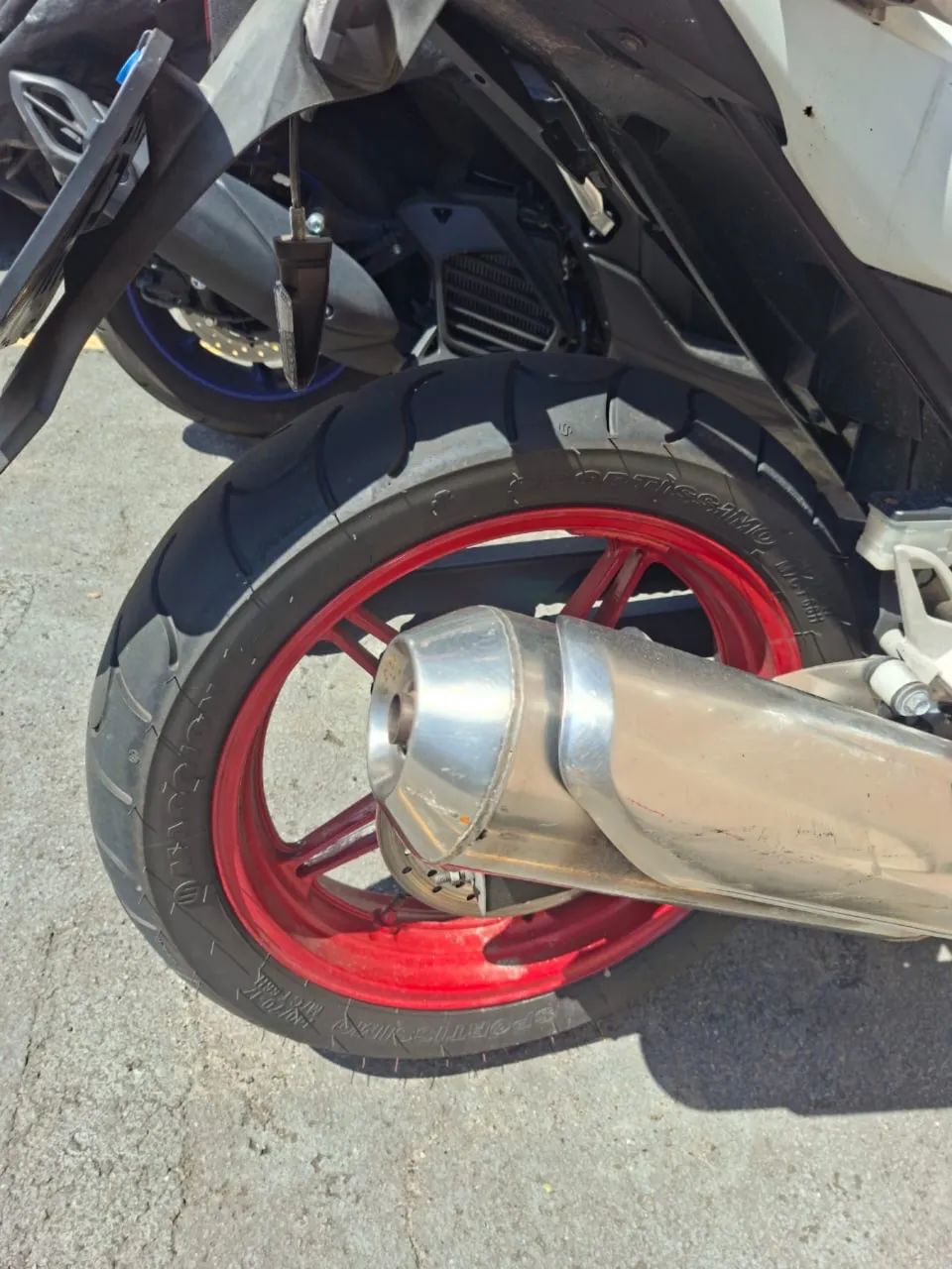 Honda CB 300 R 2015 - Foto 4
