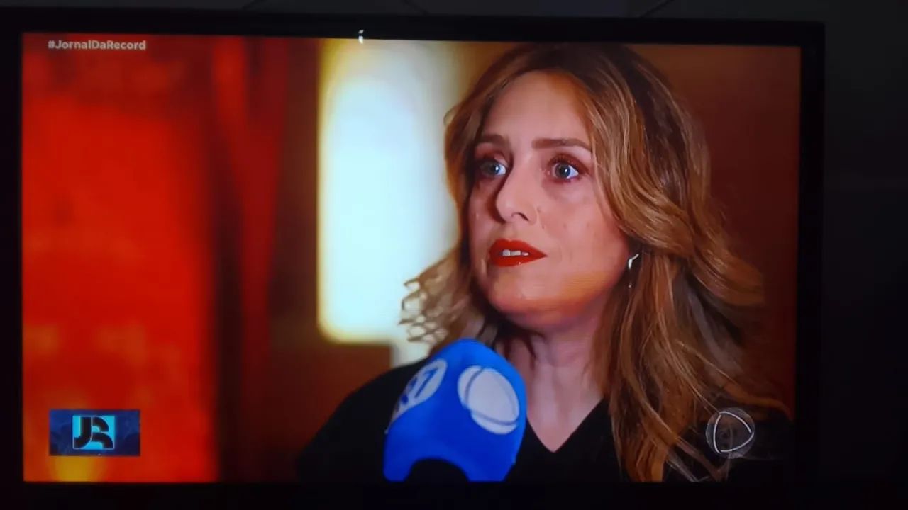 Vende-se uma TV plasma Samsung 43 polegadas não é smart - Foto 2
