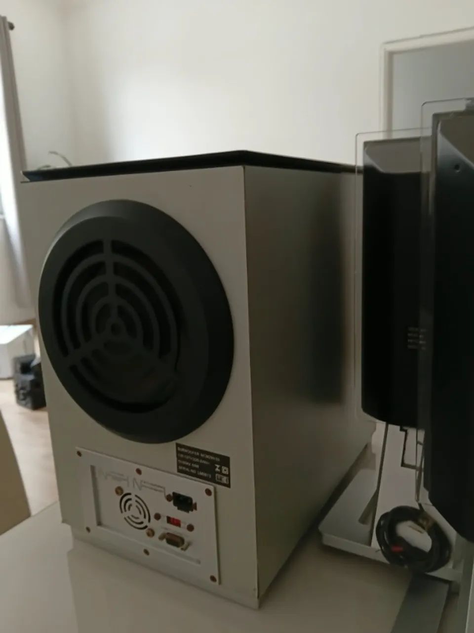 Micro System Philips MCM299 com Subwoofer e Controle (Leia a Descrição / COM DEFEITO) - Foto 5