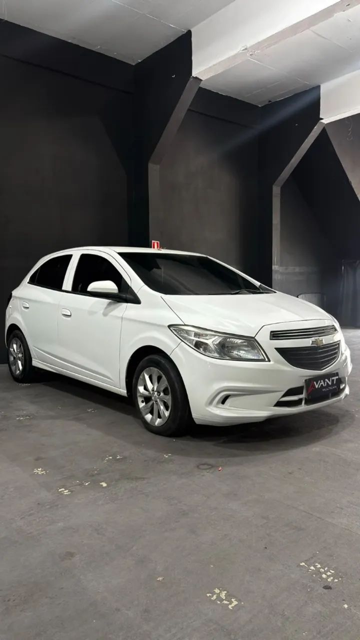 Chevrolet Onix ONIX HATCH Joy 1.0 8V Flex 5p Mec. 2018