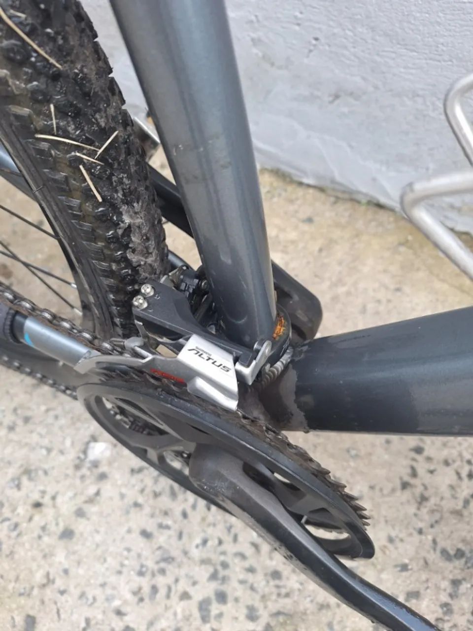 Bicicleta aro 29 com suspensão a ar Manitou com Shimano - Foto 3