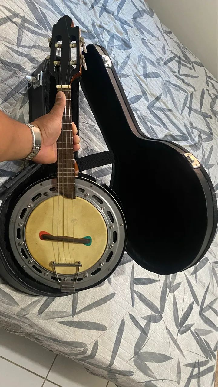 Vendo Banjo de Luthier bem conservado.