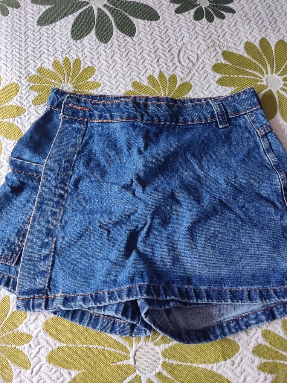 Short saia