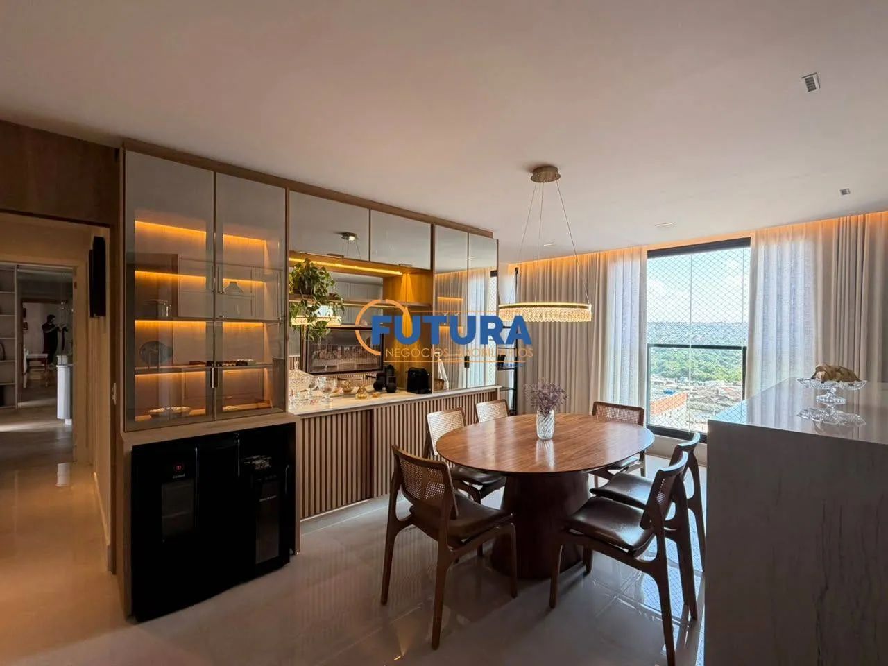 Apartamento de 124 m² | 3 quartos | 2 vagas - Edifício Auster Brasal