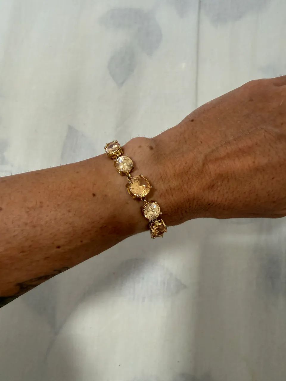 Semijoia - pulseira dourada em pedraria - Foto 2