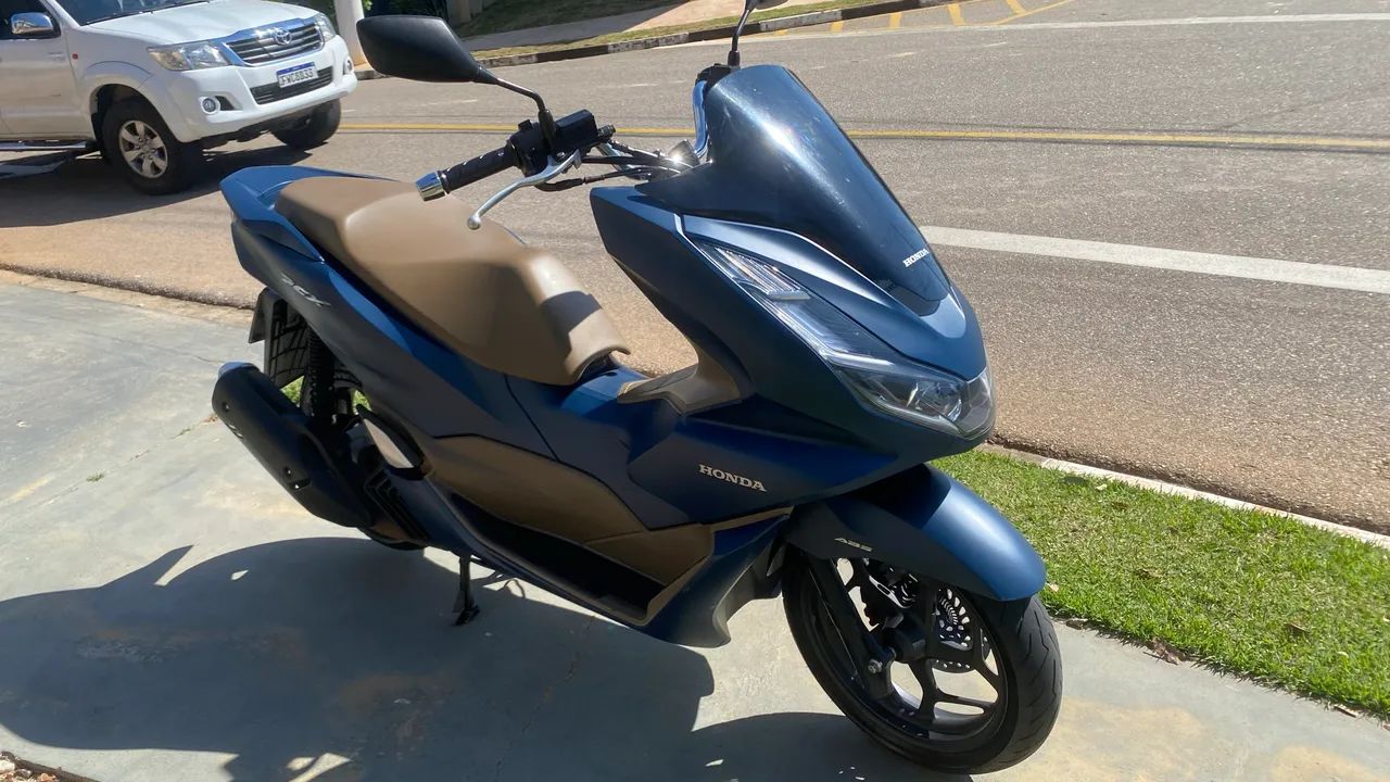 PCX 2023 DLX - Foto 3