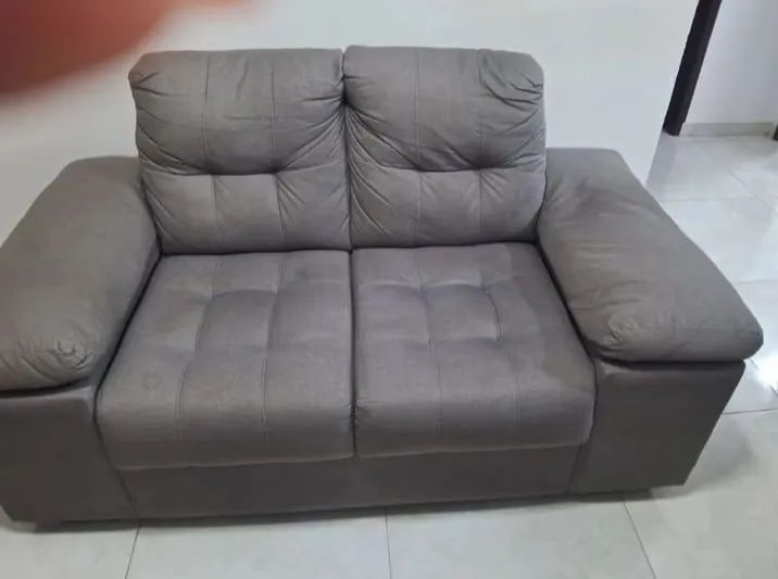 Sofá 2 lugares 