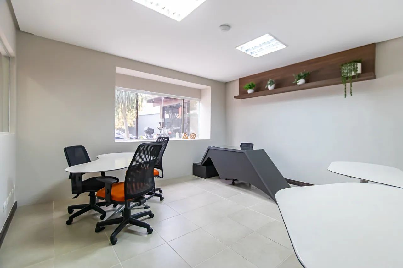 Locação de espaço comercial estilo "coworking"
