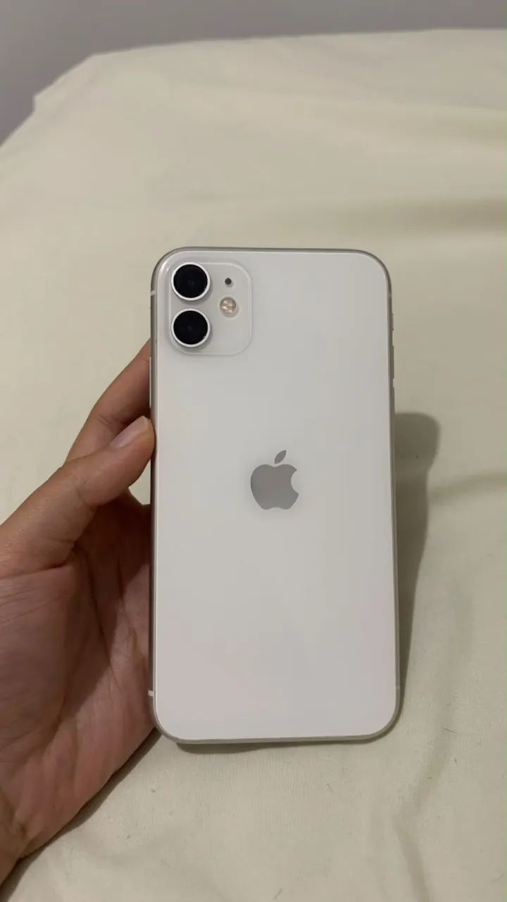 Iphone 11 branco 64 gb