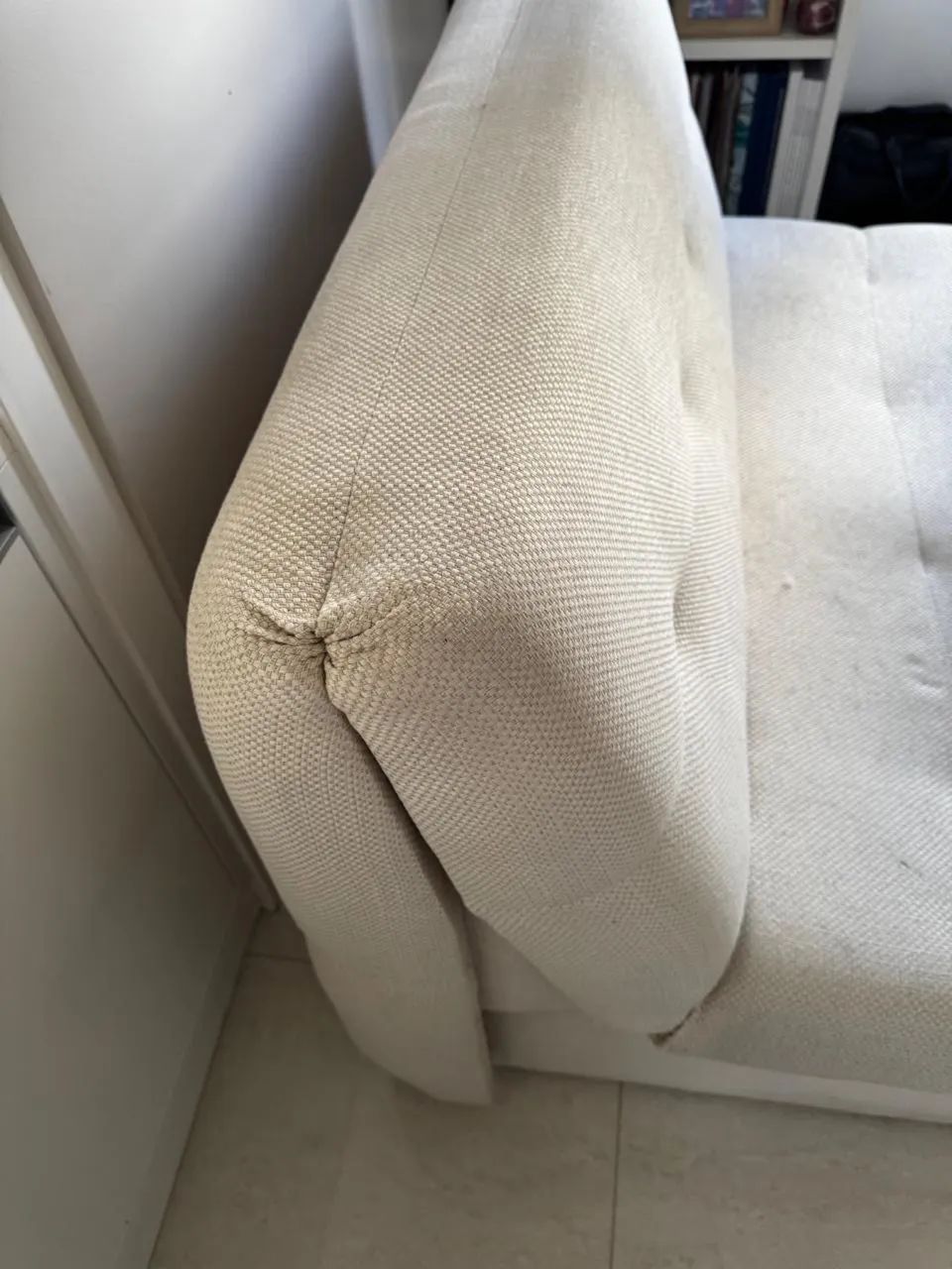 Sofá-cama 2 lugares - confortável e versátil - Foto 3