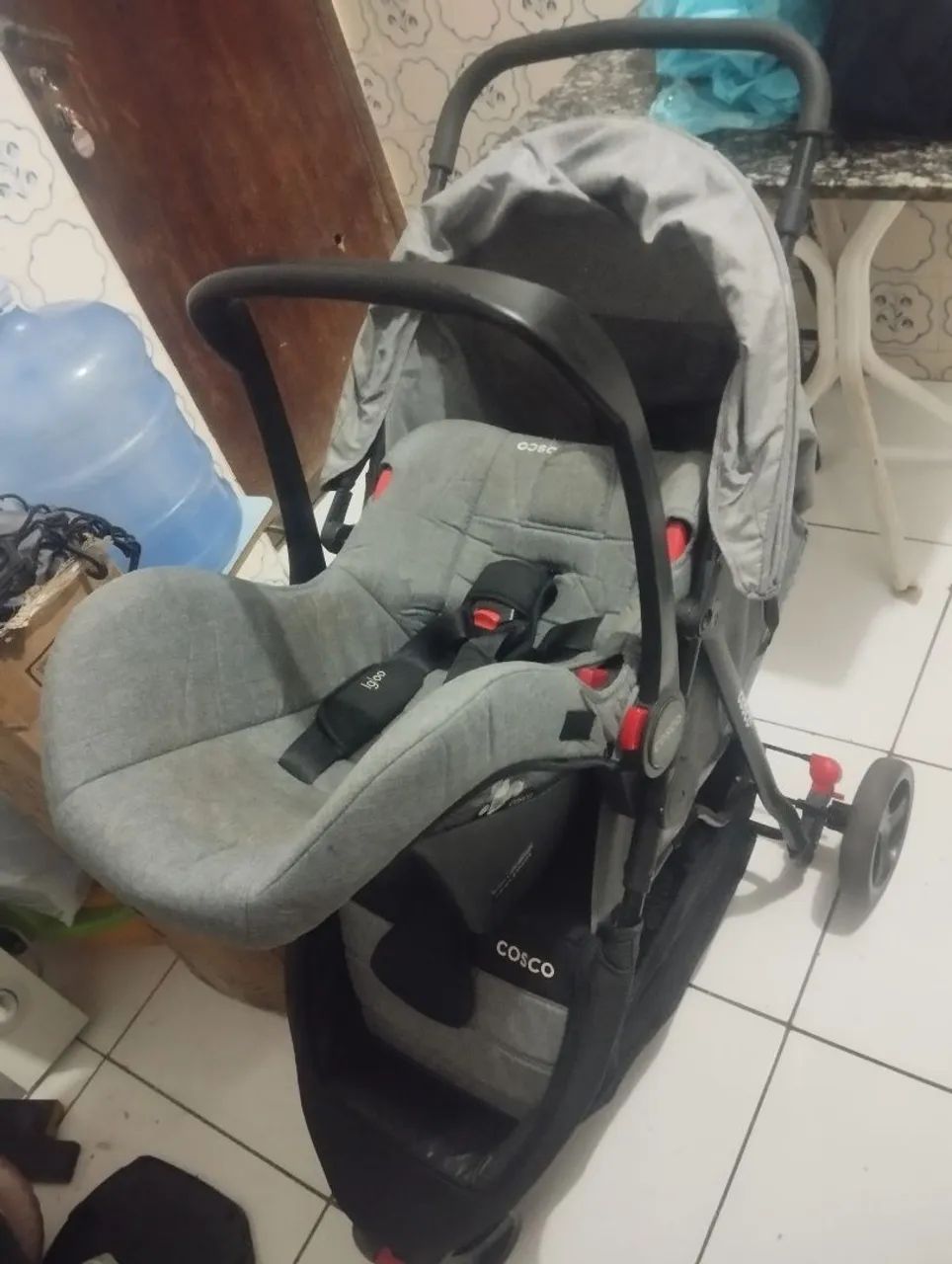 Carrinho com bebê conforto  - Foto 2