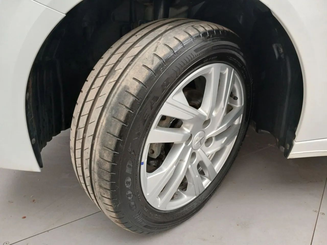 Peugeot 208 Active 1.6 Flex 16V 5p Aut., foto 11 de 18