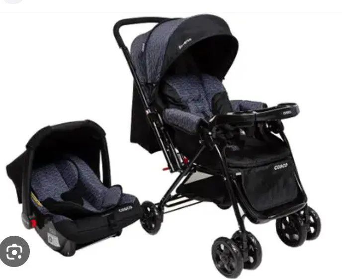 Carrinho de bebê e bebê conforto 