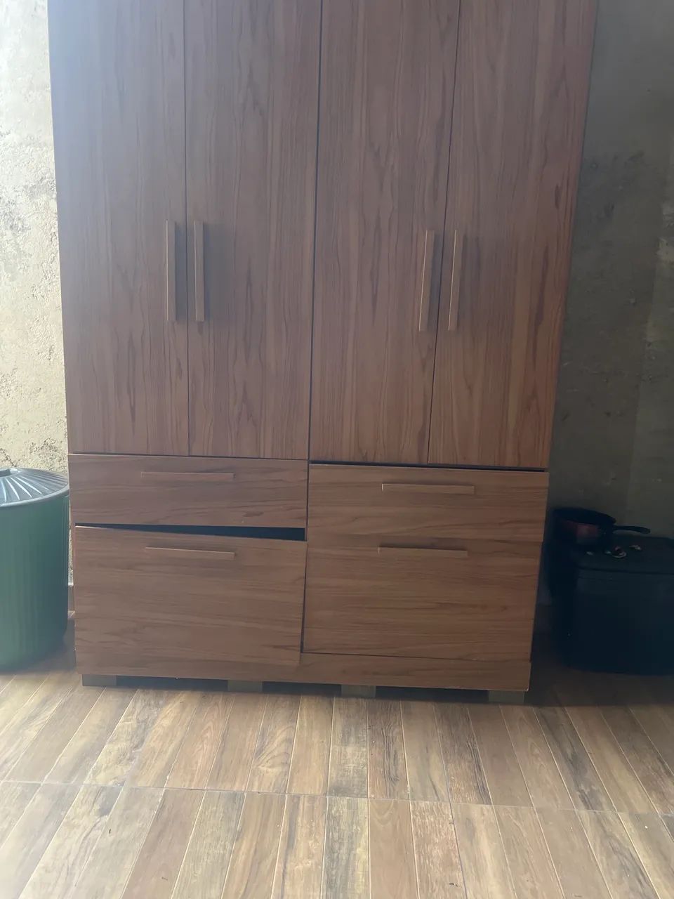 GUARDA ROUPAS MARROM MDF - Foto 2