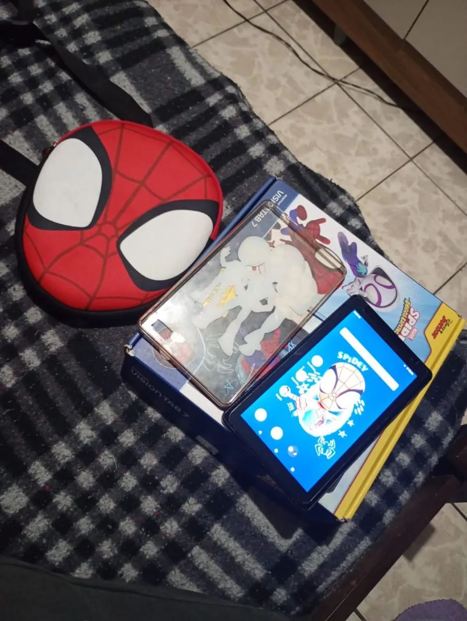 Vendo tablet positivo vision 7 homem-aranha  - Foto 3