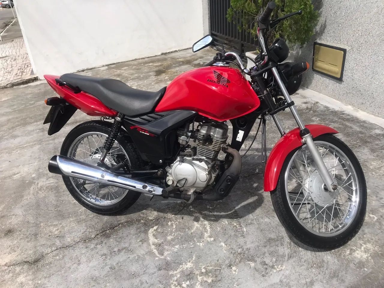 Moto Fan 125  - Foto 2