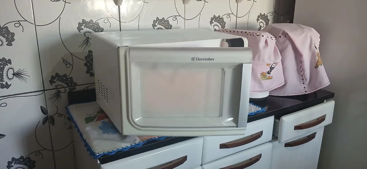 Microondas Eletrolux 31litros 