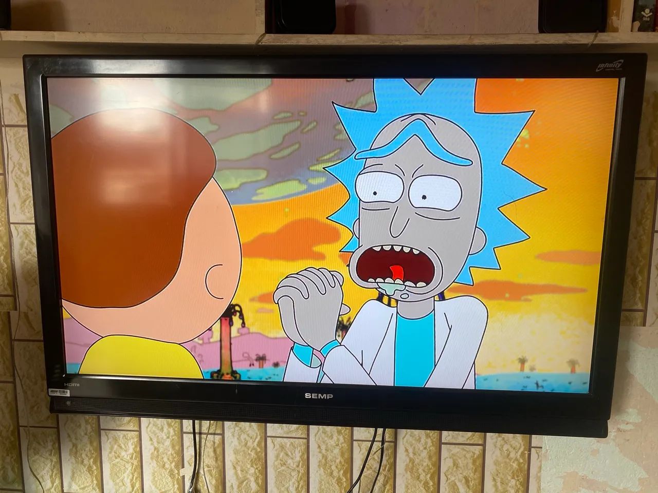 Vendo televisão 42 polegadas chama wpp *