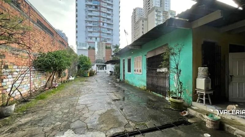 TERRENO COM ÓTIMA LOCALIZAÇÃO 937,5M² - Foto 5