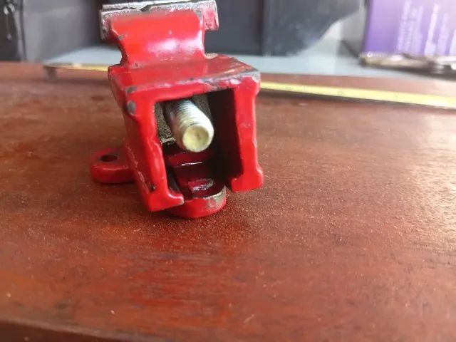 Mini Morsa de Bancada 27 mm Restaurada e Funcionando - Foto 4