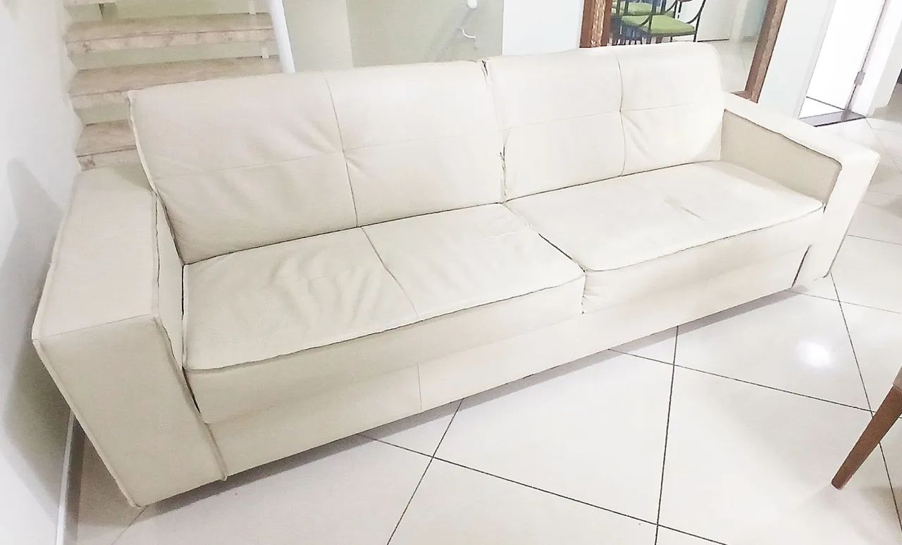 Sofá de Luxo 3 Lugares Couro Legítimo - 2,40m