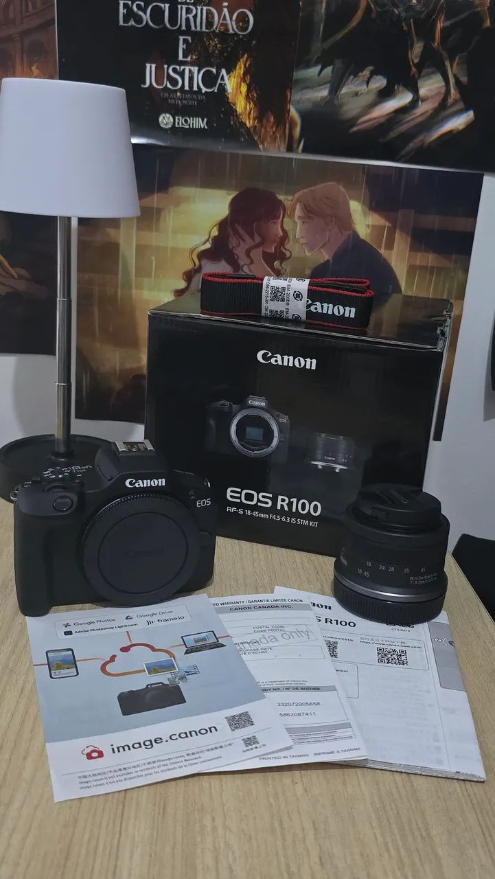 Câmera Canon R100 nova 