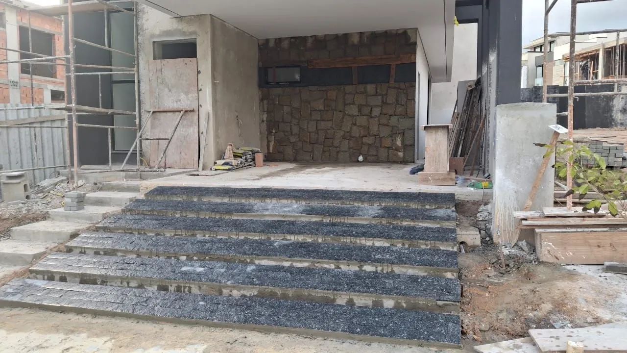 Trabalhamos com  pedra e porcelanato  - Foto 2