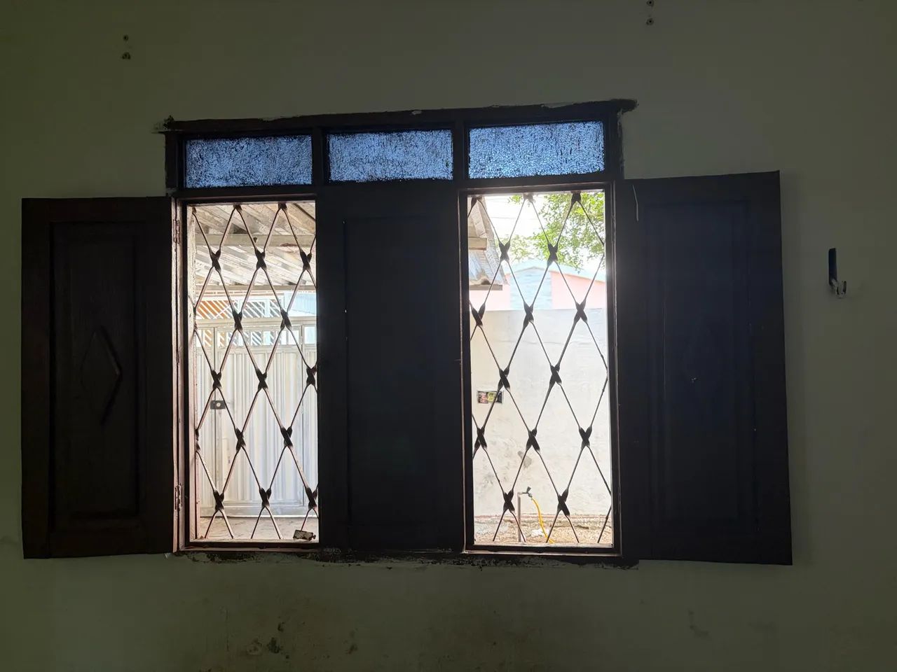 Janelas e portas - Foto 4