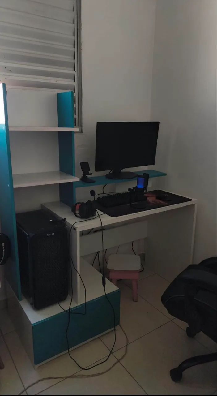 MESA PARA COMPUTADOR 