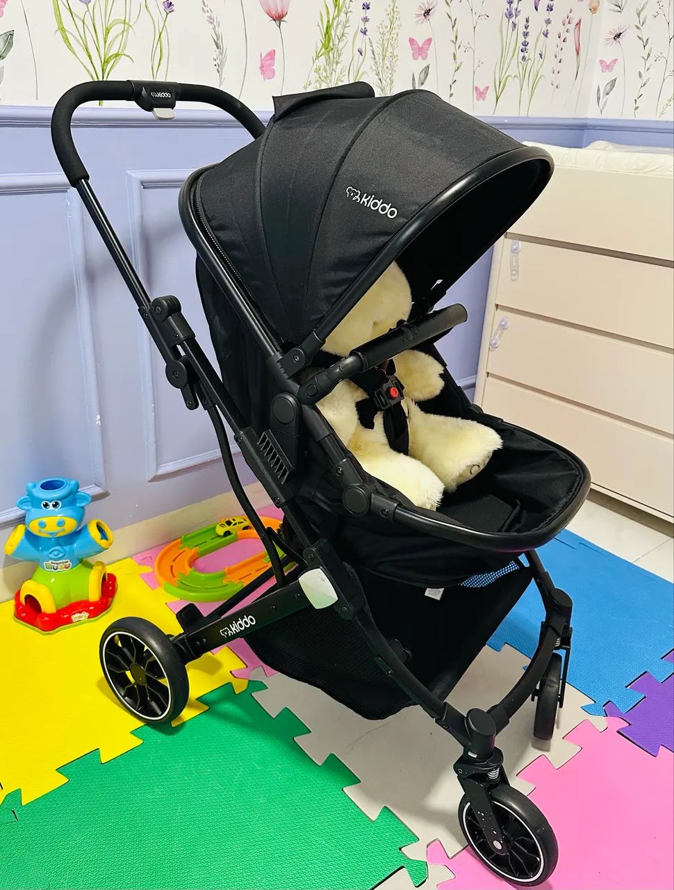 Carrinho de bebê Kiddo com Moises 