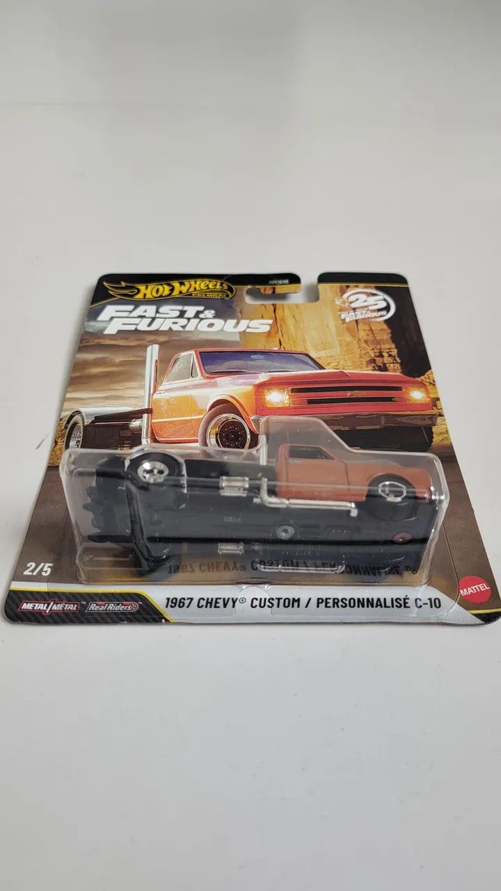 Hot Wheels Premium - 1967 Chevy C10 Custom - Velozes e Furiosos - Foto 3