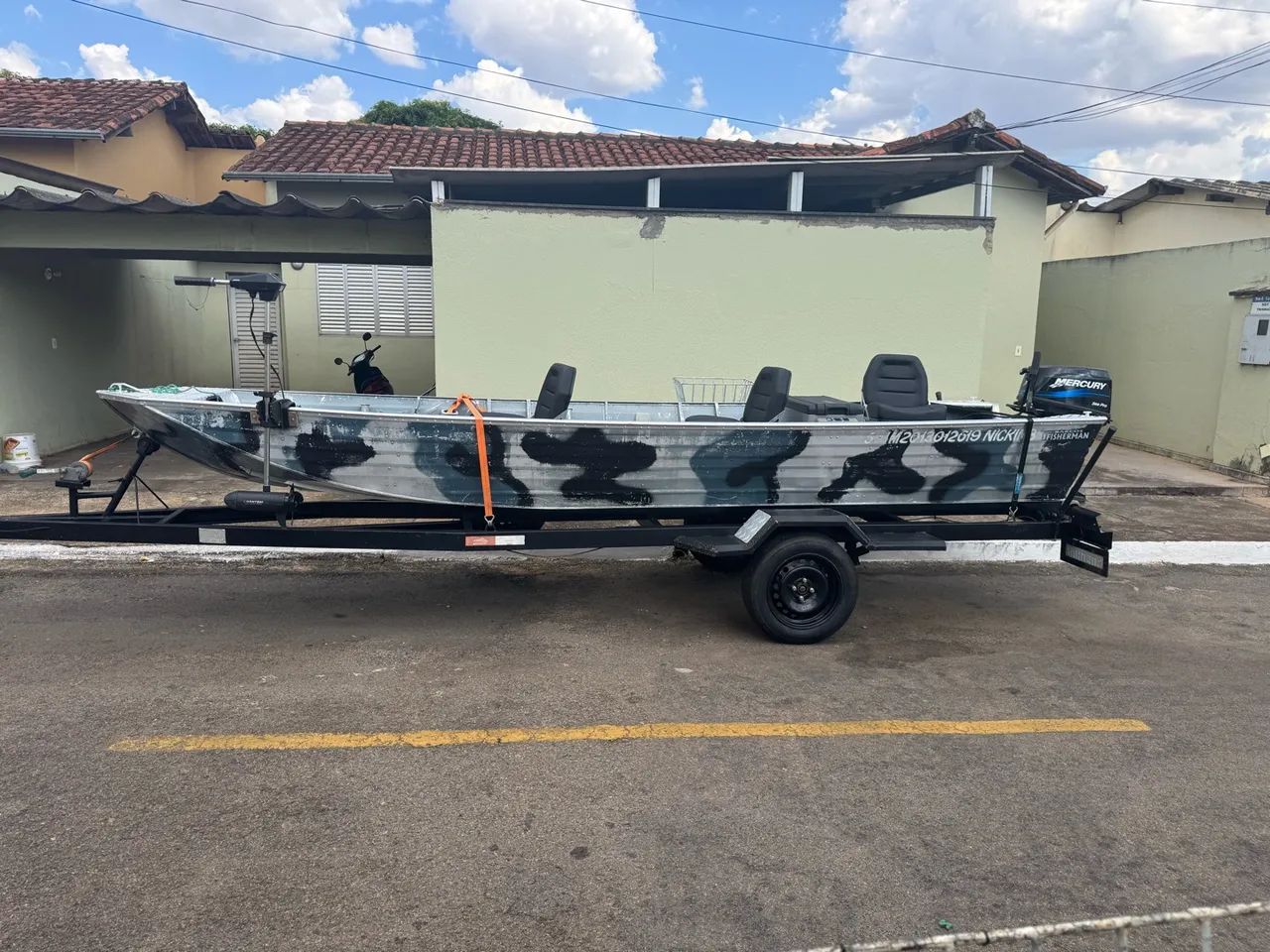 Canoa 5,5 Mt Motor 25 hp