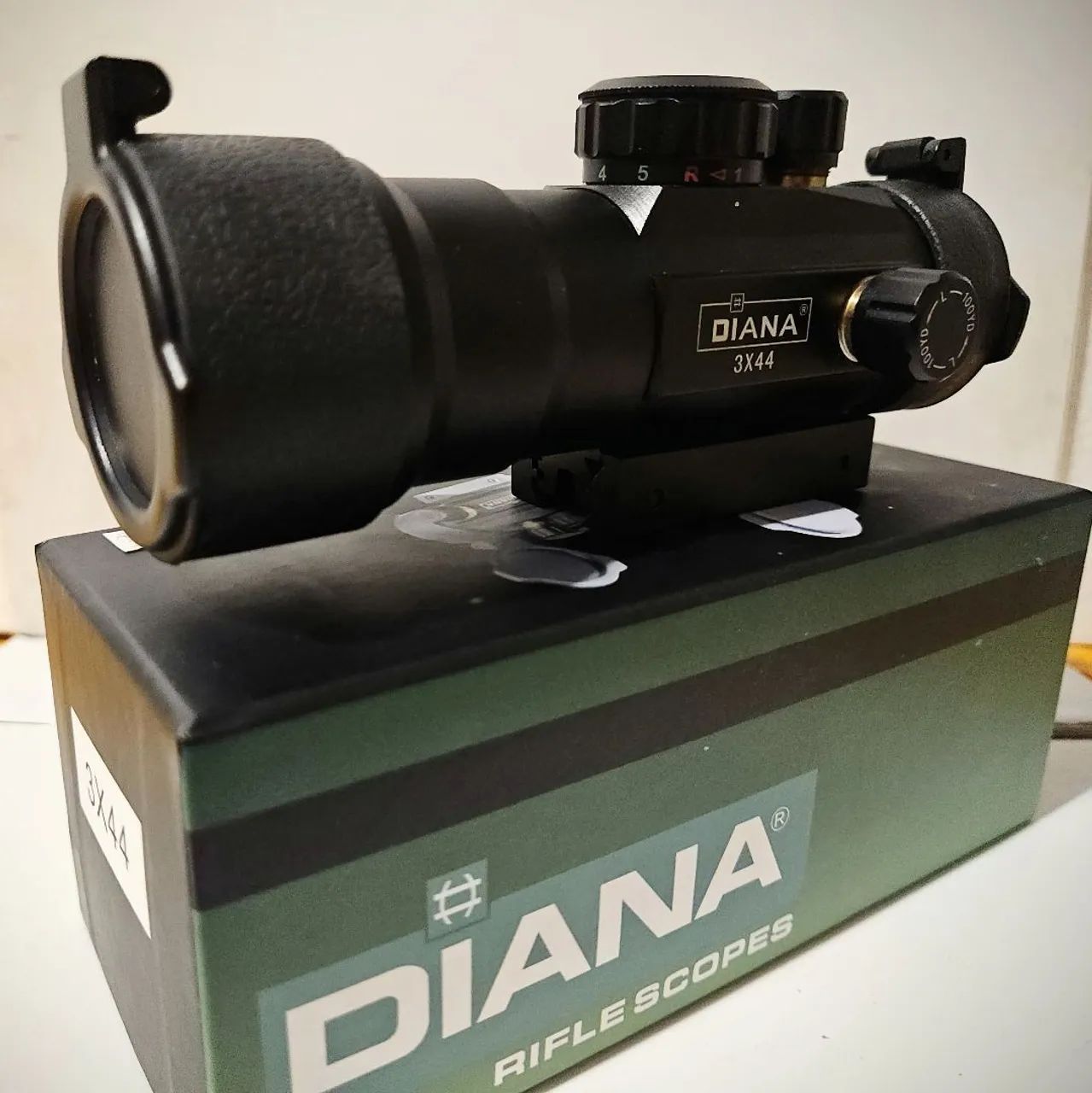 RedDot Diana 3x44