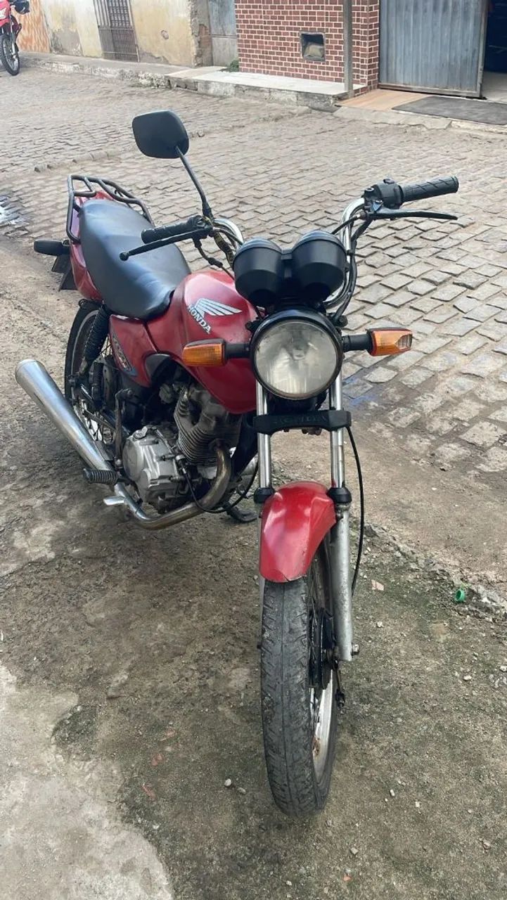 A moto é de leilão 