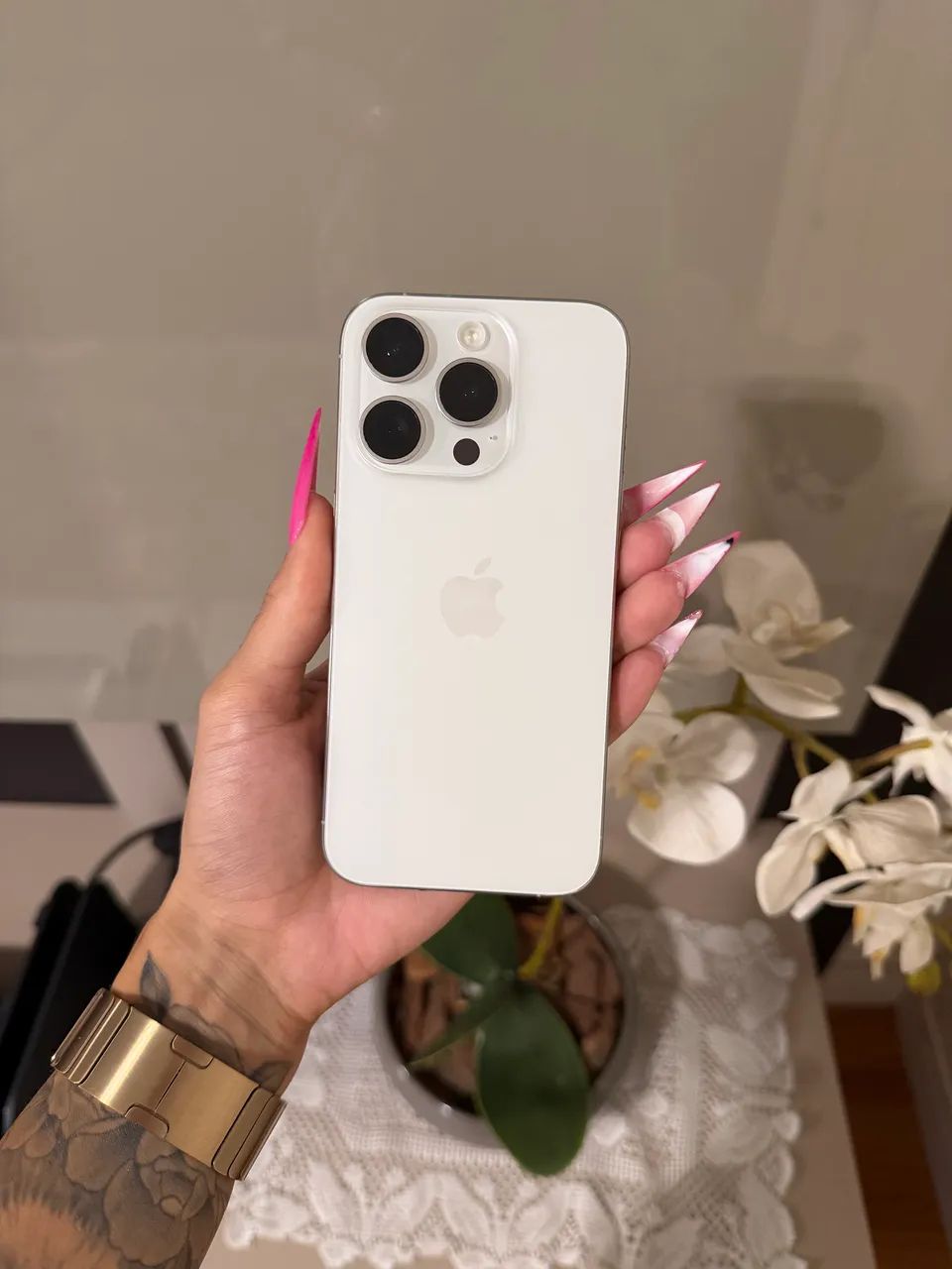 iPhone 15 Pro Titânio Branco IMPECÁVEL  - Foto 3