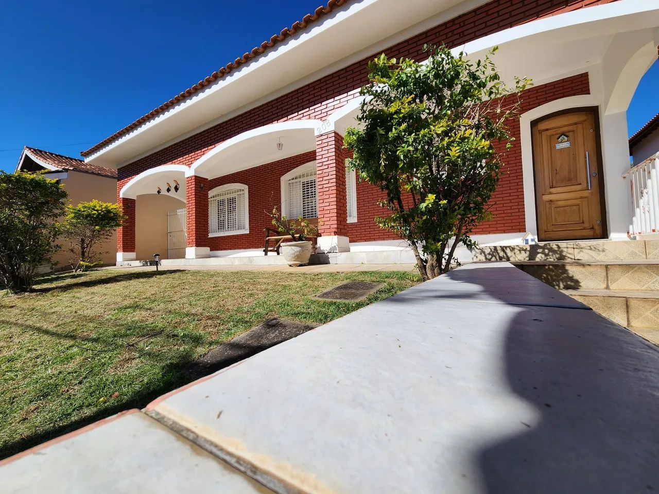Casa em Águas de São Pedro-SP 