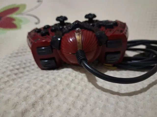 controle playstation 2 monstro tema samurai - Foto 2