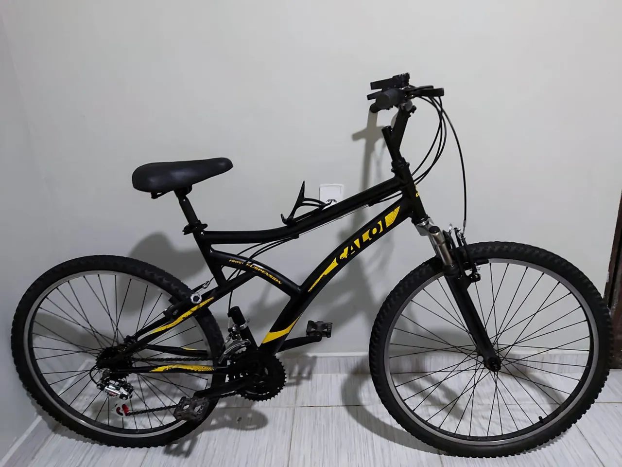 Bicicleta CALOI ARO 26 21v  - Foto 2
