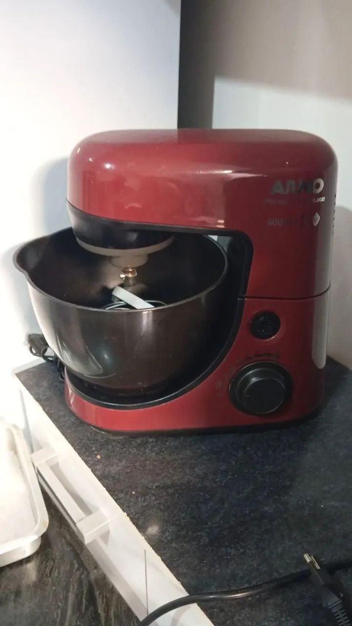Vendo batedeira Arno 