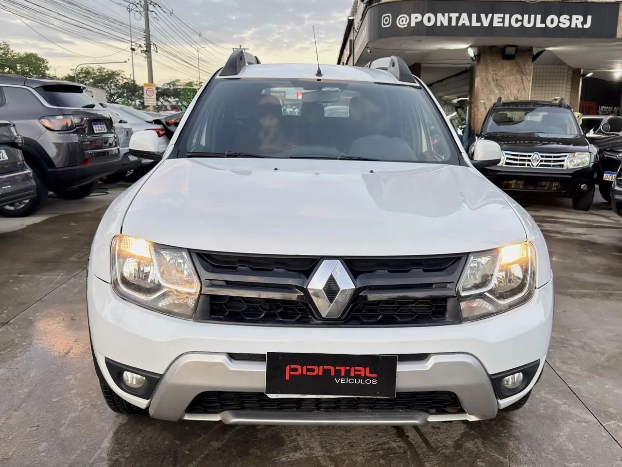Renault Duster Dynamique 2.0 Hi-flex 16V Aut. 2017 - Foto 2