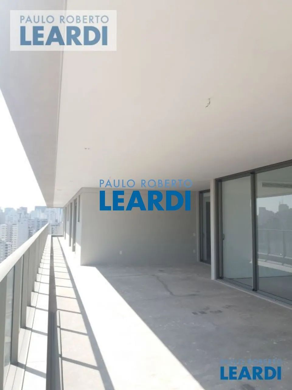 APARTAMENTO - IBIRAPUERA - SP