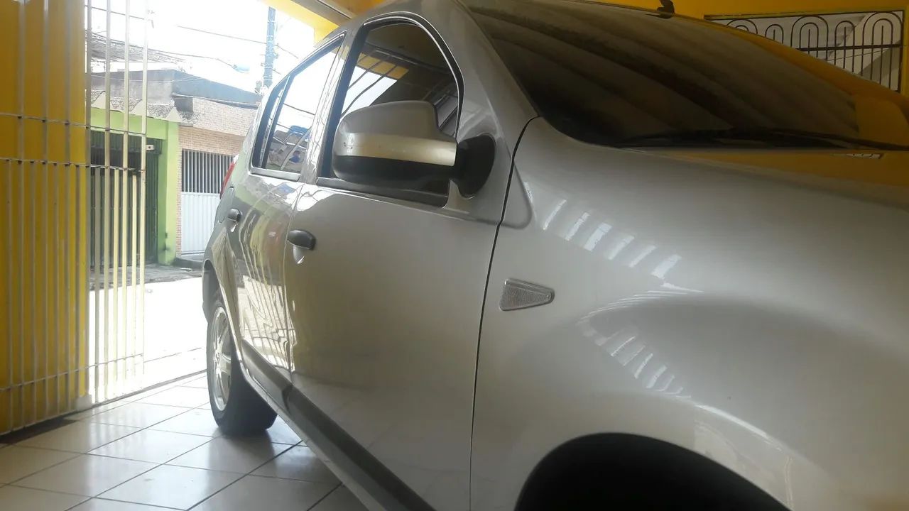 Renault Sandero EXPRESSION HI-FLEX 1.6 8V 5P 2013