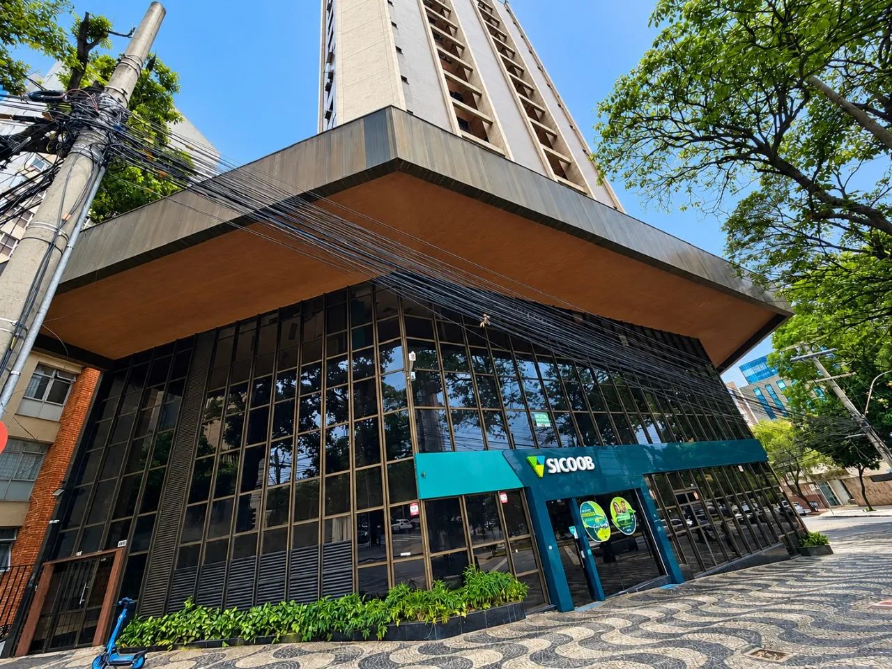 SALA COMERCIAL PARA LOCAÇÃO NO FUNCIONARIOS