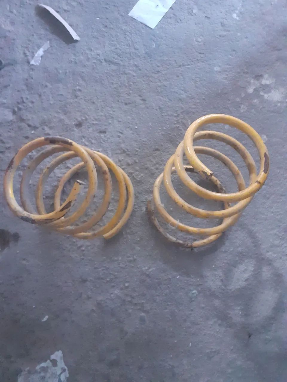 Vendo 2 molas rebaixadas palio 97