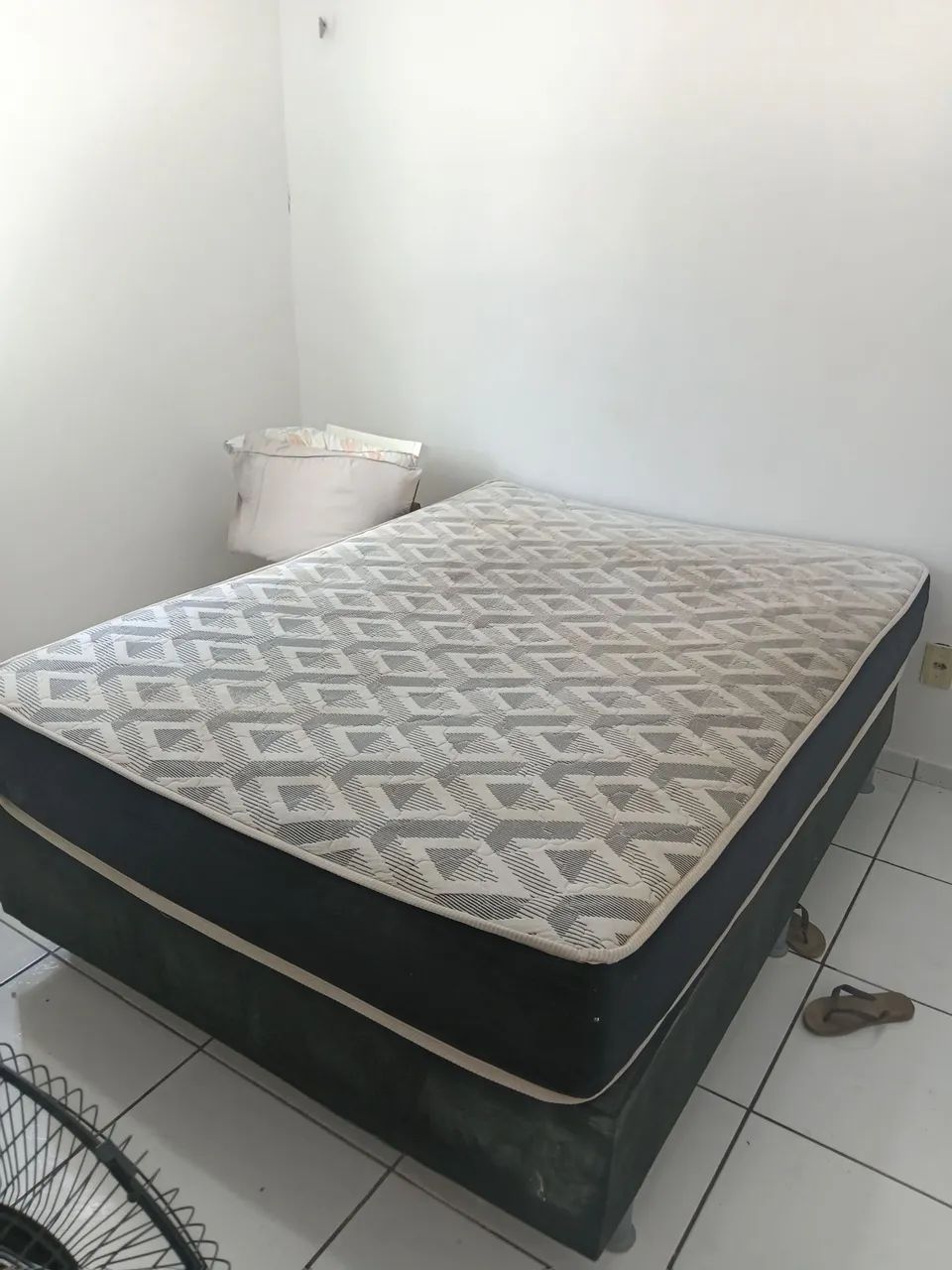 Cama box casal