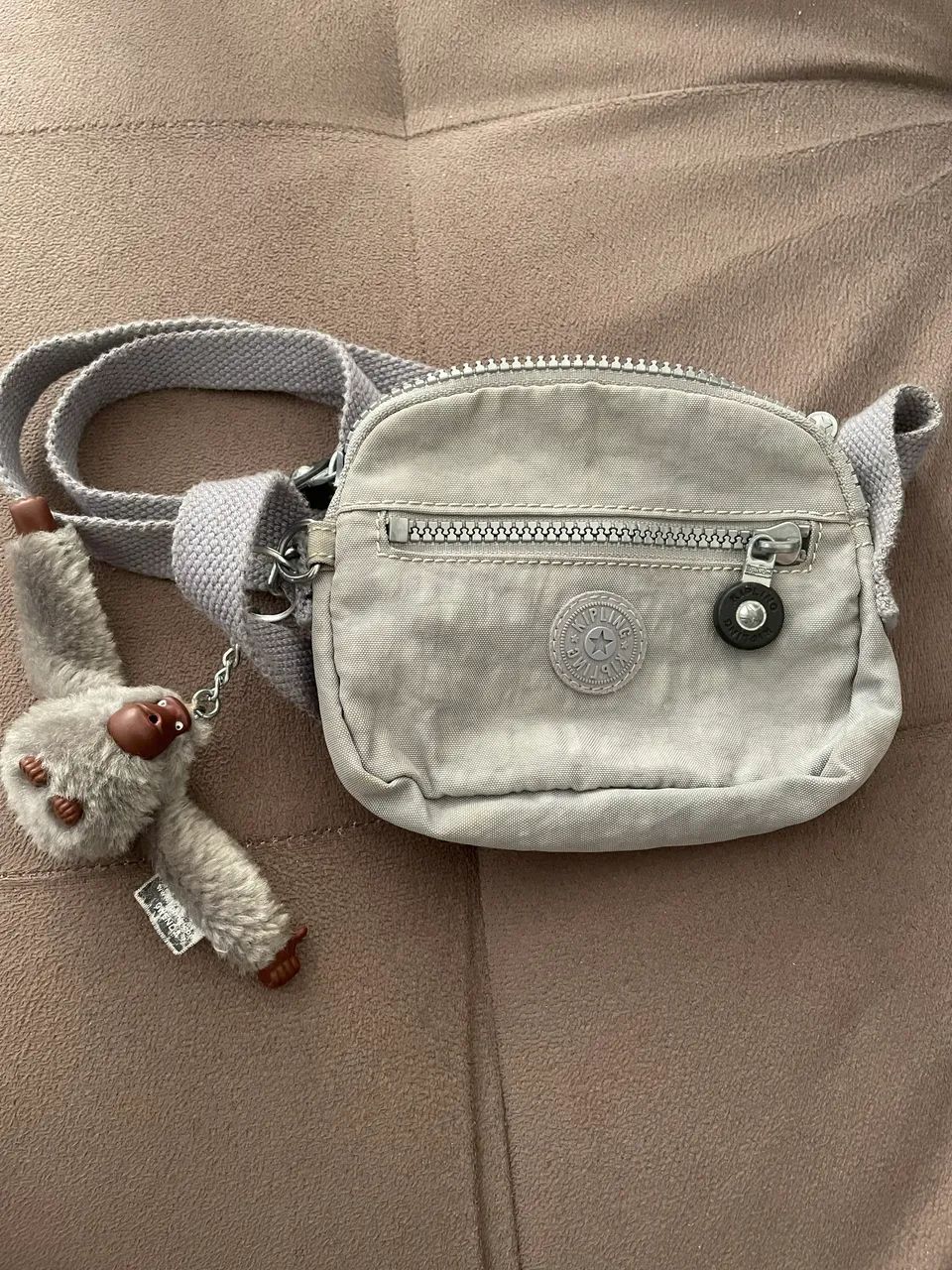 Bolsa Kipling cinza - Foto 2
