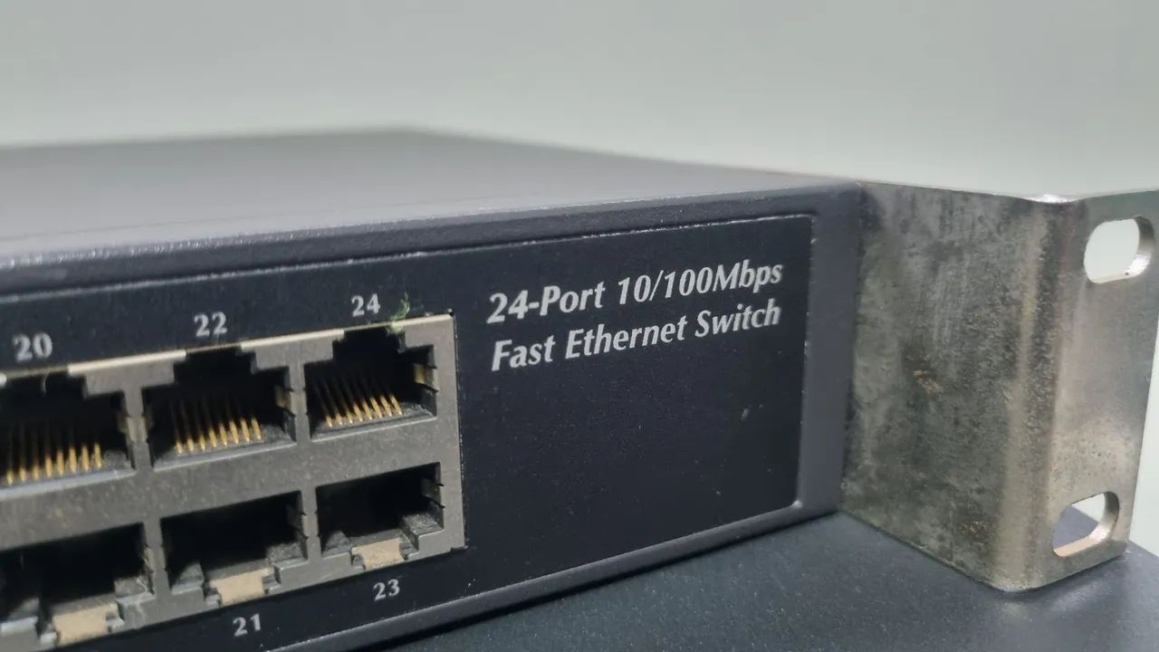 Rack TRIUNFO servidor + switch 24 portas + Régua 8 - Foto 5